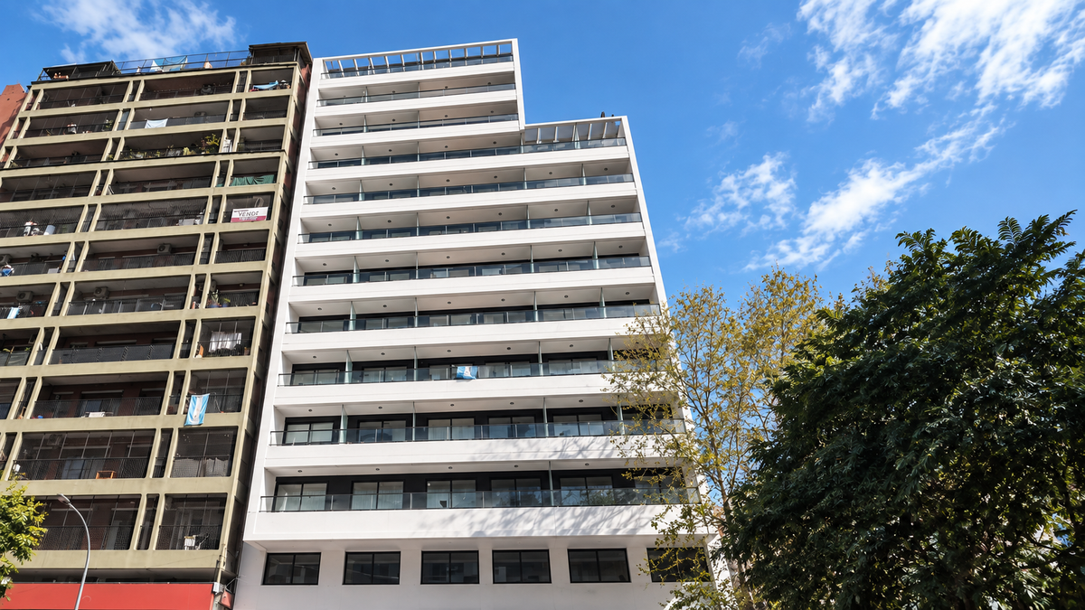 Torre Crayón: equipamiento para un desarrollo urbano de 86 unidades en Once